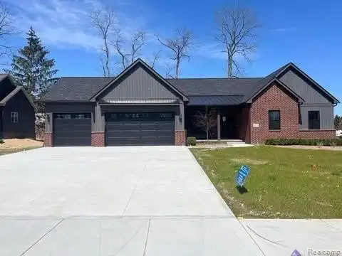 1276 BLUE RIDGE Parkway, White Lake, MI 48383
