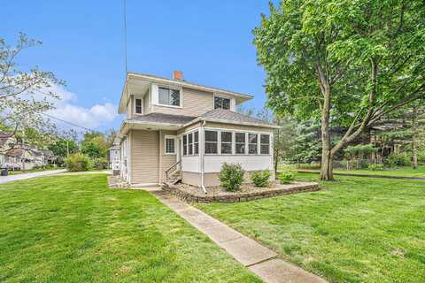 5788 Comstock Avenue, Kalamazoo, MI 49048