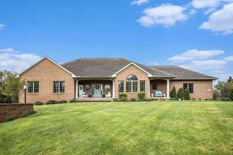 834 Joseph Court, Chelsea, MI 48118