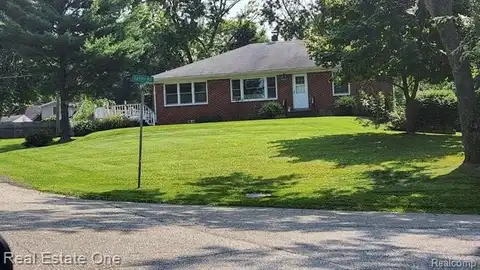 84 LYFORD Road, Waterford, MI 48328