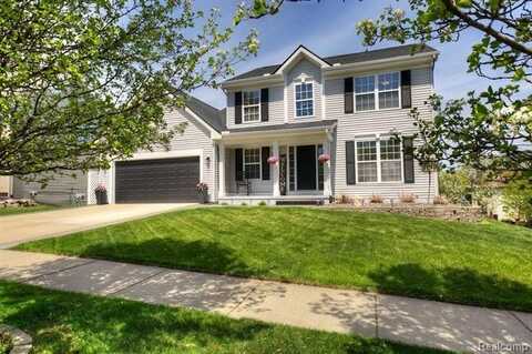 3707 SUGARBUSH Drive, Howell, MI 48843