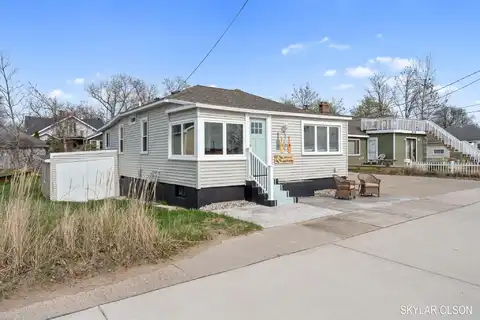 1520 Beach Street, Muskegon, MI 49441
