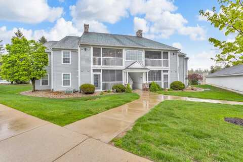 739 W Barrington Circle, Jackson, MI 49203