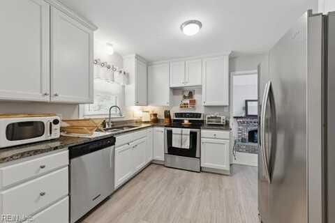 106 Allison Road, Newport News, VA 23602