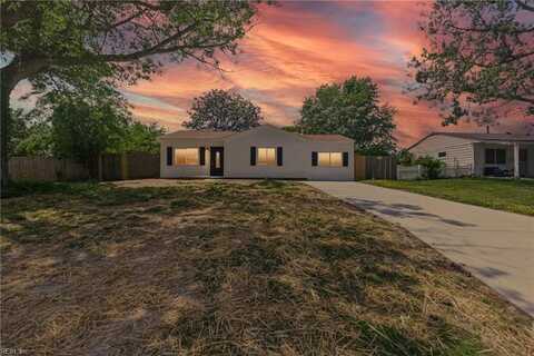833 Brinson Lane, Virginia Beach, VA 23455