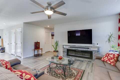 331 Forecastle Street, Portsmouth, VA 23702