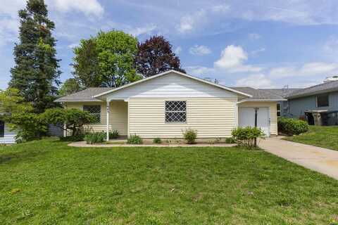 1943 Piedmont Way, South Bend, IN 46614