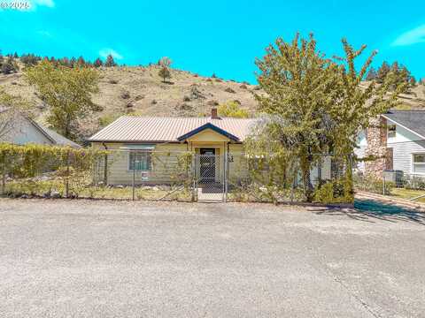 413 SW BRENT DR, John Day, OR 97845