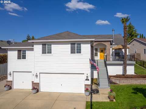 1146 FAIRWAY DR, Washougal, WA 98671