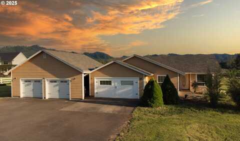 205 FAIR OAKS RD, Oakland, OR 97462