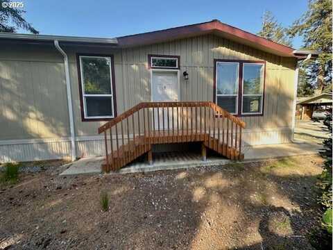 520 SHOREPINES PL, Coos Bay, OR 97420