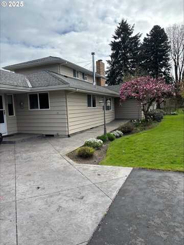 11623 BROADACRES RD, Hubbard, OR 97032