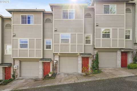 4942 SW 1ST AVE, Portland, OR 97239