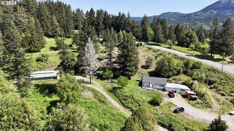 17676 GARDNER RIDGE RD, Brookings, OR 97415