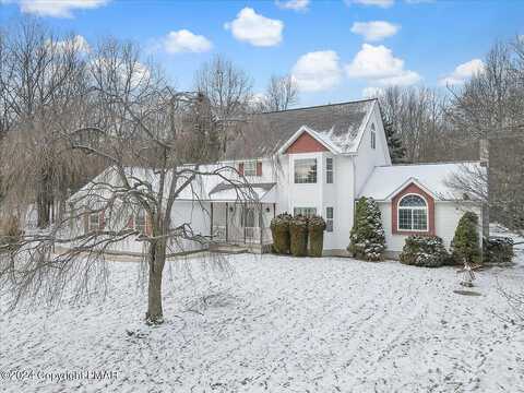 Colleen, BLAKESLEE, PA 18610