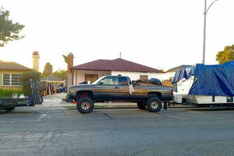 Howard, VENTURA, CA 93003