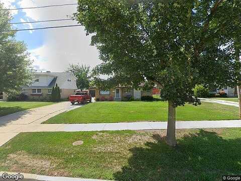 92Nd, MILWAUKEE, WI 53228