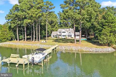 Coppedge Farm, WHITE STONE, VA 22578