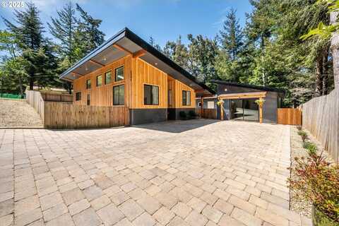 2345 Deady ST, Port Orford, OR 97465