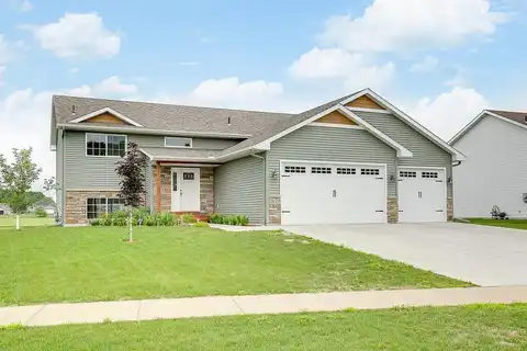 8Th, ISANTI, MN 55040