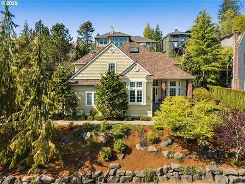 7917 NW BLUE POINTE LN, Portland, OR 97229