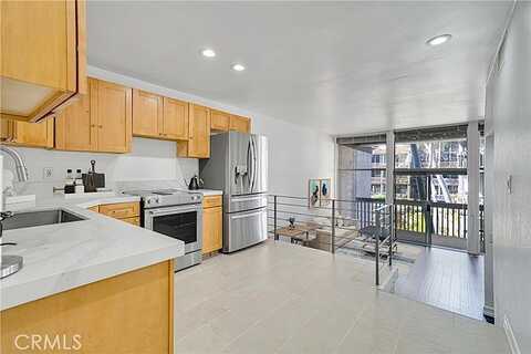 Marina Pacifica, LONG BEACH, CA 90803