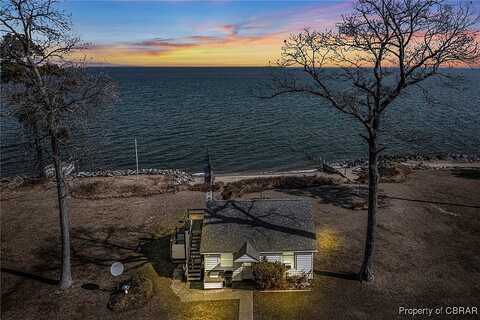 Suwannee Beach, WHITE STONE, VA 22578