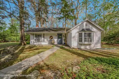 529 Knapp Road, Clarks Summit, PA 18411