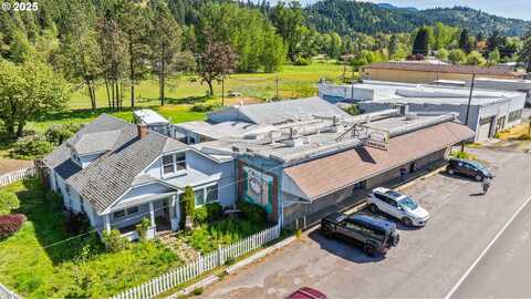 47393 HIGHWAY 58, Oakridge, OR 97463