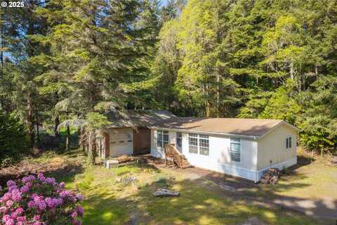 94123 SHUTTERS LANDING LN, North Bend, OR 97459