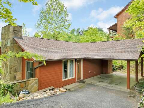 846 Vixen Run, Gatlinburg, TN 37738
