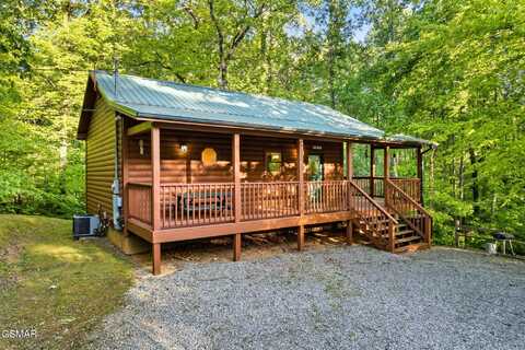 3828 Saddle Brook Way Way, Sevierville, TN 37862