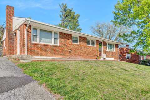 4731 Peach Tree DR NW, Roanoke, VA 24017