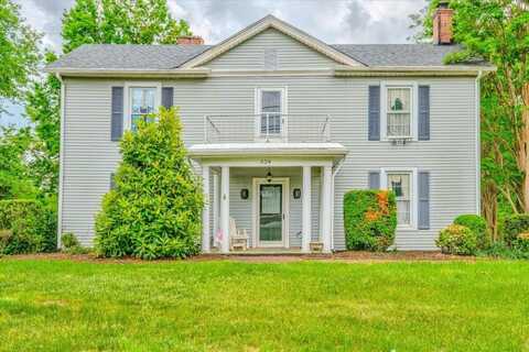 524 Longwood AVE, Bedford, VA 24523