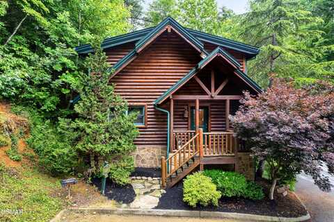 641 Gatlinburg Falls Way Way, Gatlinburg, TN 37738