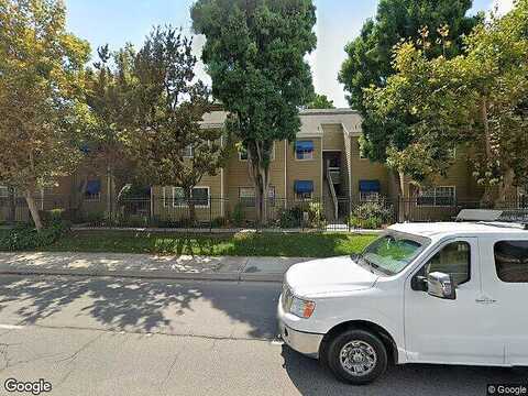 Bear, SANTA ANA, CA 92704
