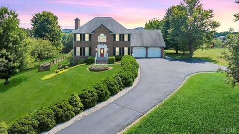 Sommersby, TROUTVILLE, VA 24175
