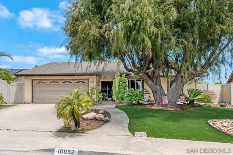 10952 Avenida Roberta, Spring Valley, CA 91978