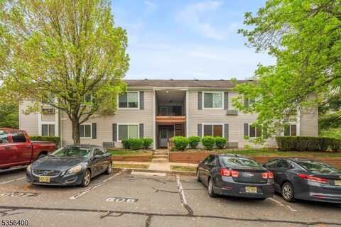 43 Bolton Ct, Franklin, NJ 08873