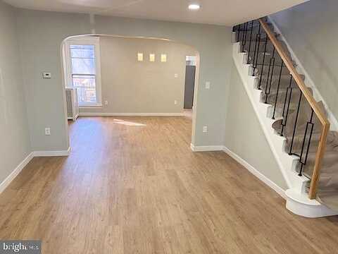 Loretto, PHILADELPHIA, PA 19149