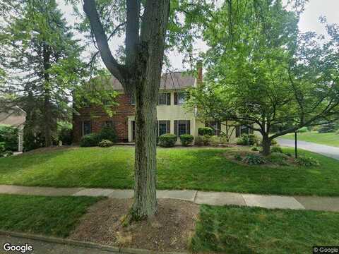 Andrea, ALLENTOWN, PA 18106