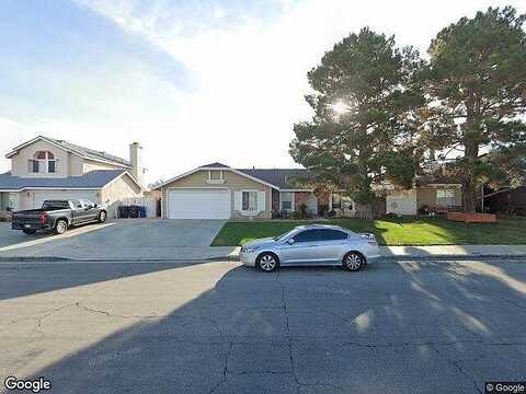 37Th, PALMDALE, CA 93550