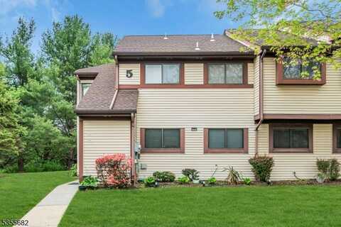 503 Samuel Ct, Brunswick Gardens, NJ 08810