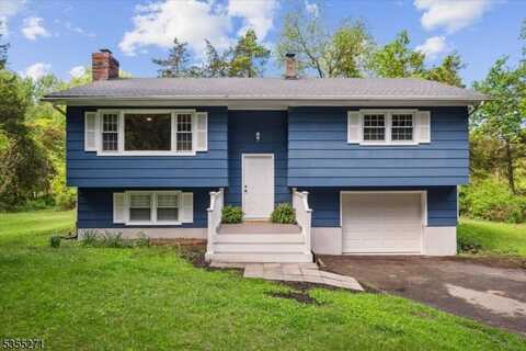 114 Bassetts Bridge Rd, Vernon, NJ 07461