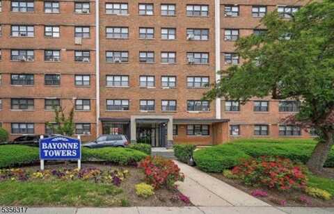 1225 Kennedy Blvd, Bayonne, NJ 07002