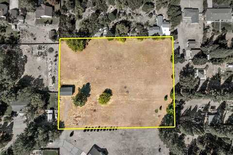 102 Tamsen, Mount Shasta, CA 96067
