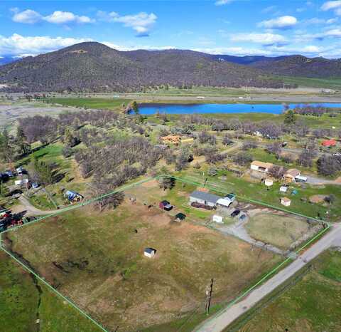 731 Duncan Dr, Yreka, CA 96097