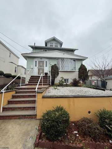 25 Hammond Ave, Clifton, NJ 07011