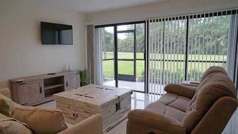 2500 Presidential Way, West Palm Beach, FL 33401