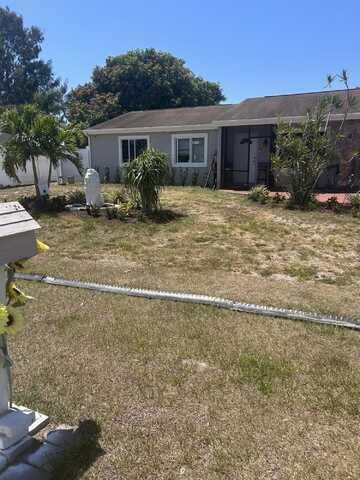 252 SW Cherryhill Road, Port Saint Lucie, FL 34953